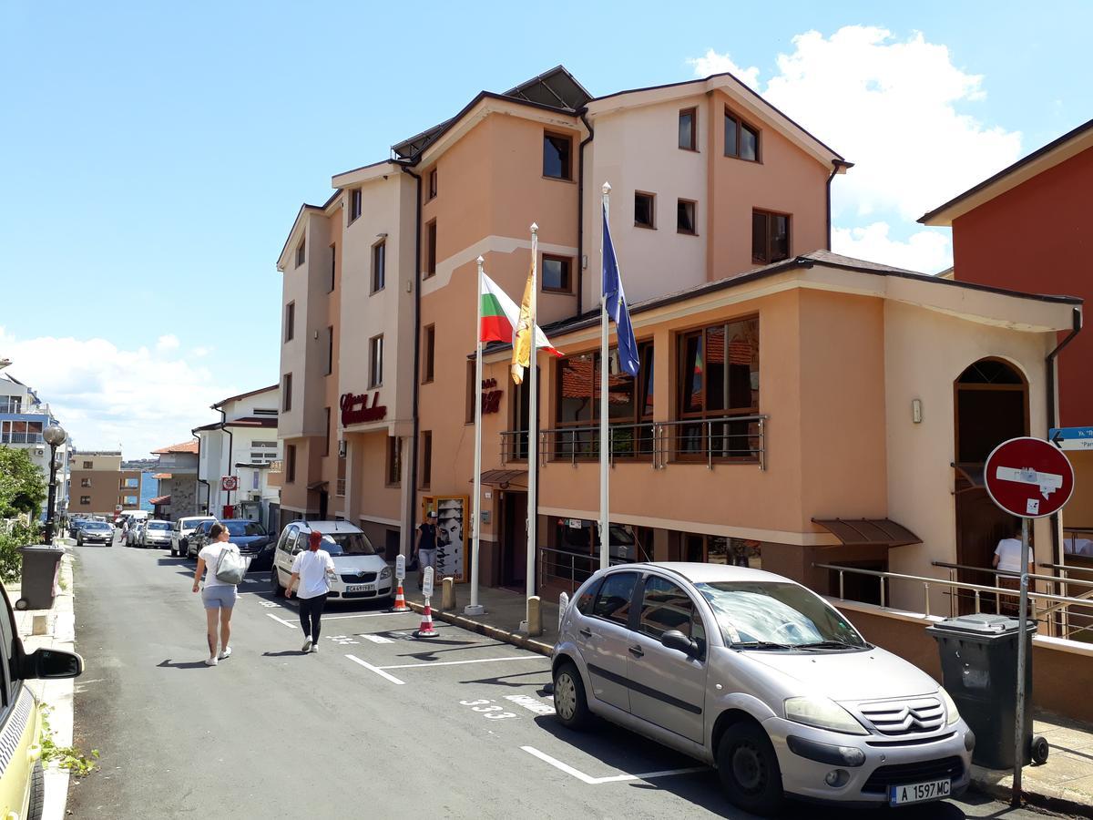 Hotel Chuchulev โซโซโปล ภายนอก รูปภาพ